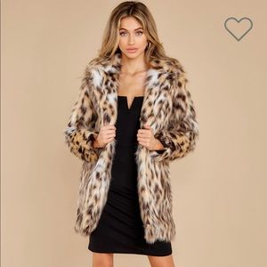 NWT BB Dakota Fur coat